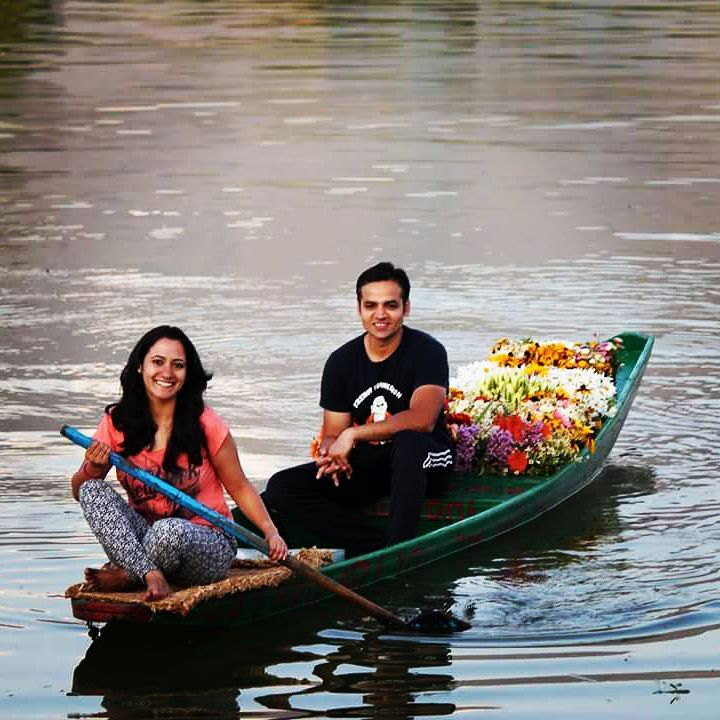 shikara ride kashmir