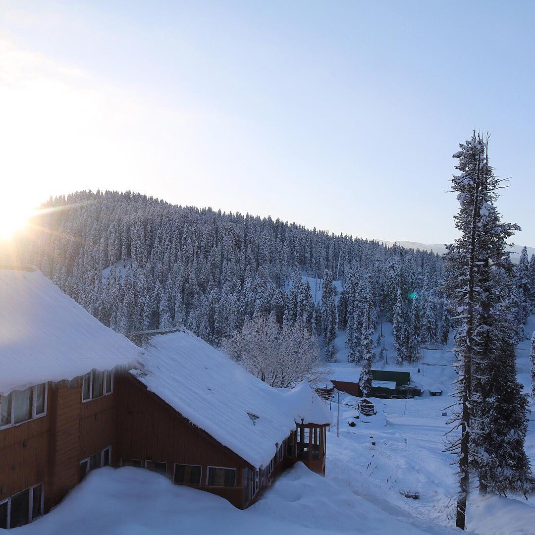 gulmarg khyber holiday gyawun