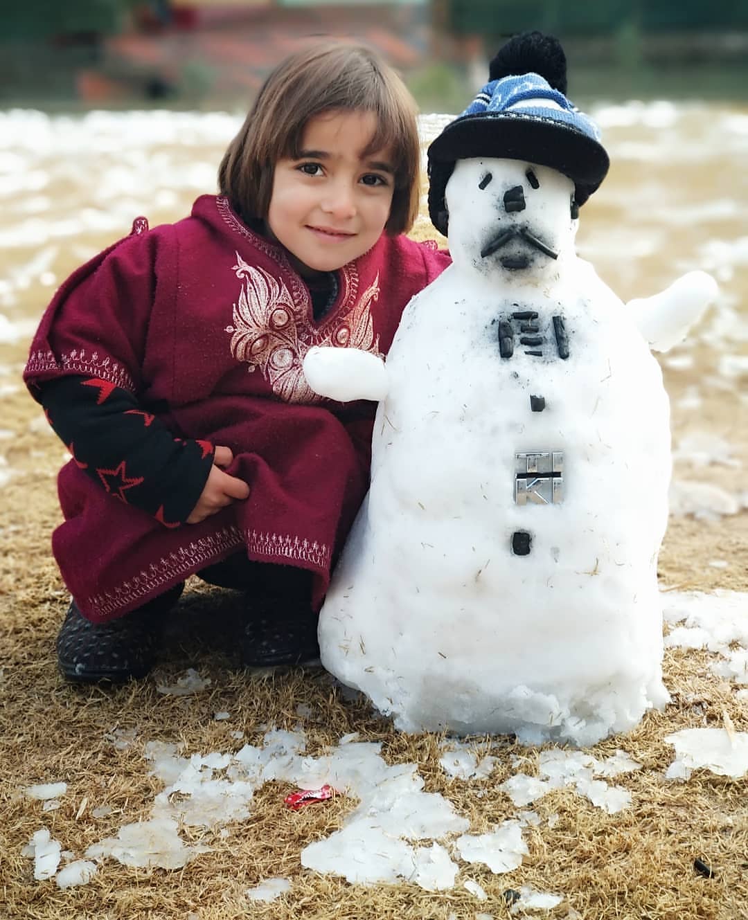 kashmiri girl snowman pheran tilla