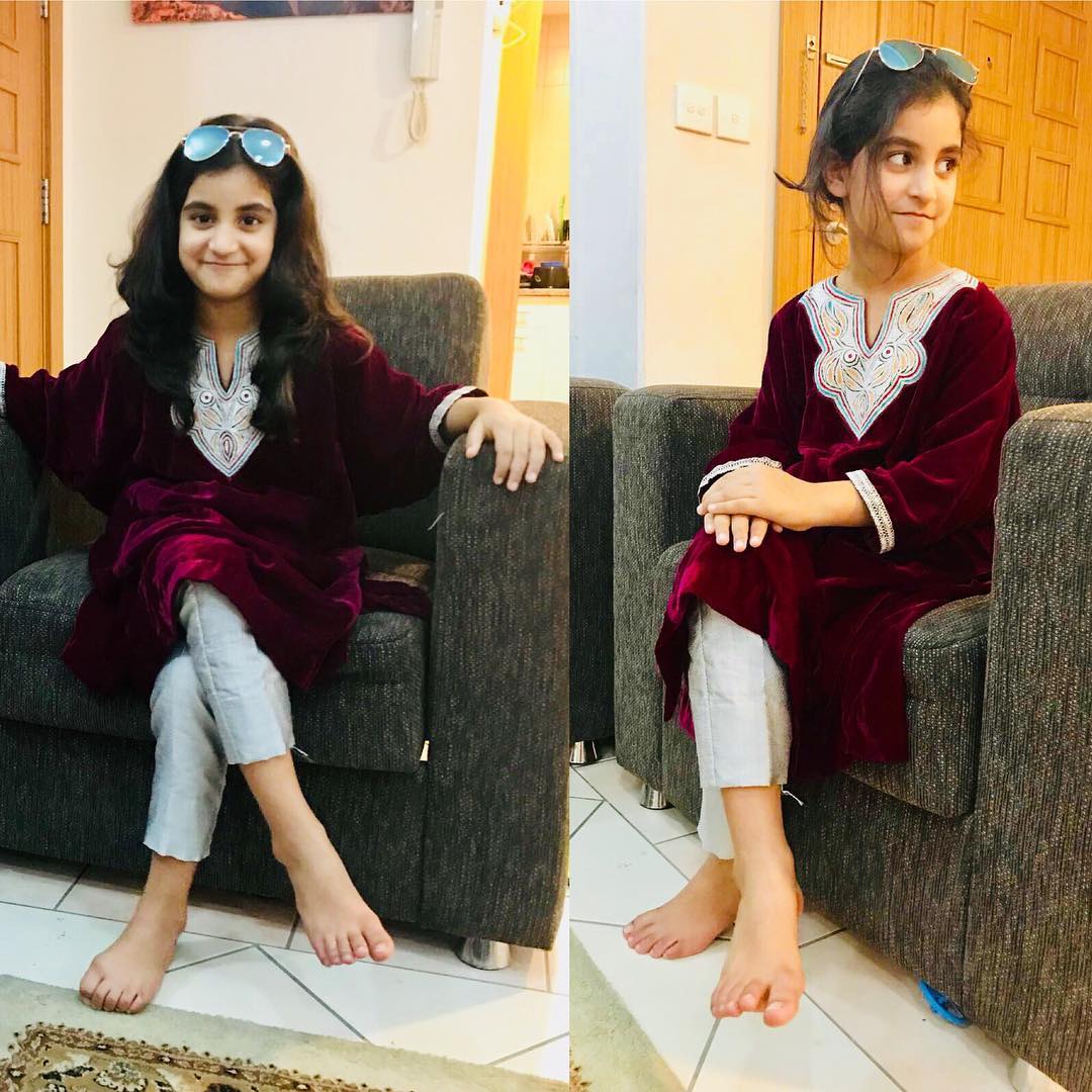 Kashmiri Tilla Embroidery in Pictures 37 kashmiri girl tilla pheran