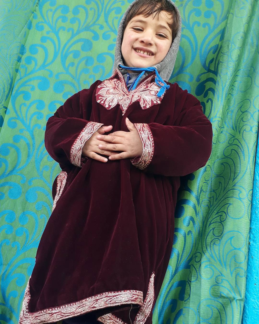 Kashmiri Tilla Embroidery in Pictures 35 kashmiri tilla pheran