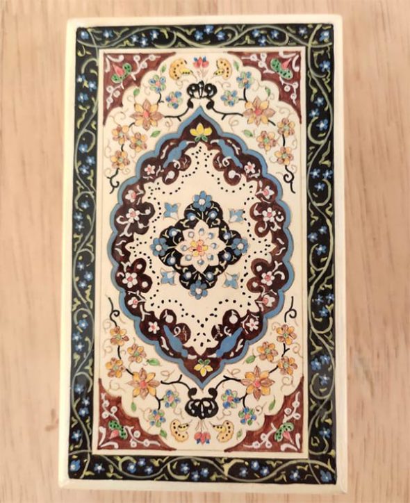 kashmiri carpet design box
