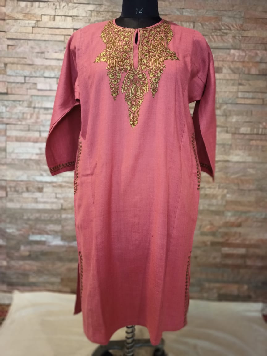 Pink Pure Raffal Pheran in Sozni Hand Embroidery - Gyawun