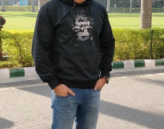 humans of kashmir hoodie um