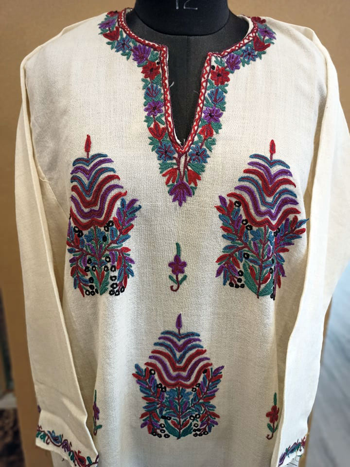 White Pure Wool Pheran With Butte Dar Hand Aari Embroidery