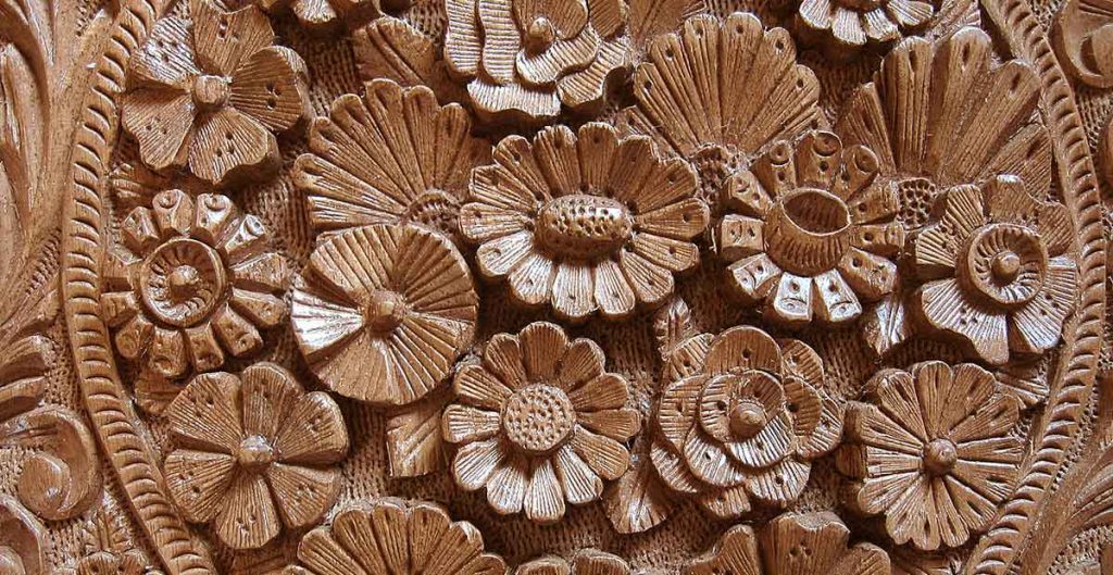 kashmiri walnut carving 1