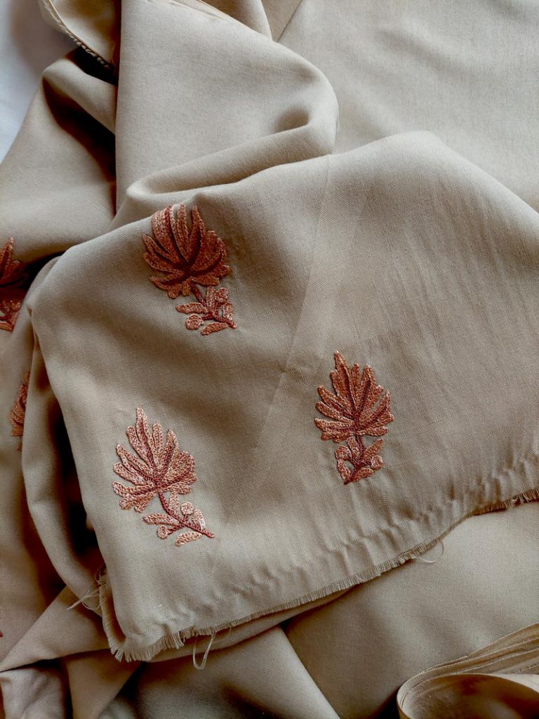kashmiri salwar suit