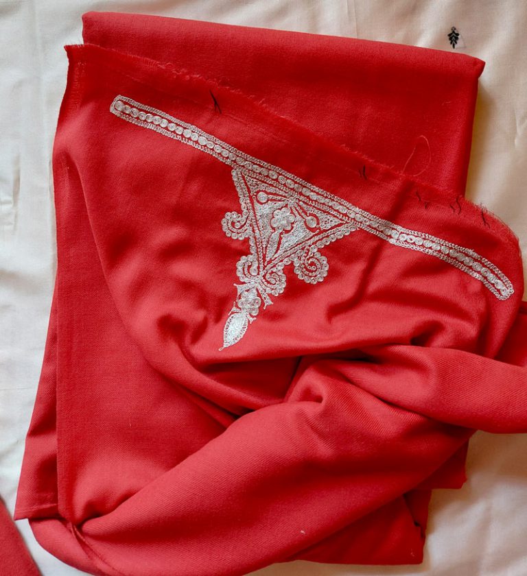 tilla embroidery suits kashmir