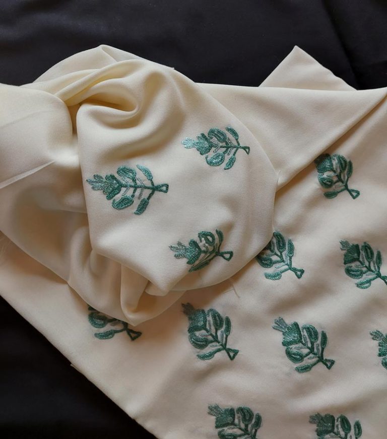 white indian kashmiri latest suits