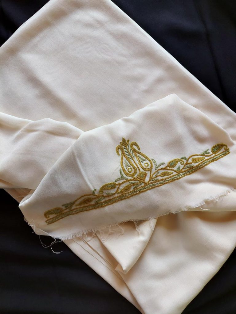 white shalwar skameez