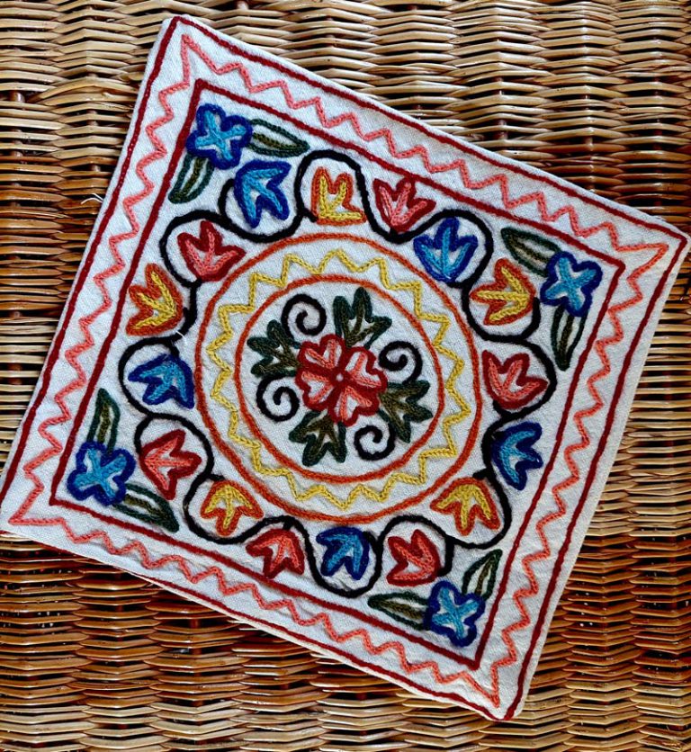 cushion cober 12x12 made in kashmir