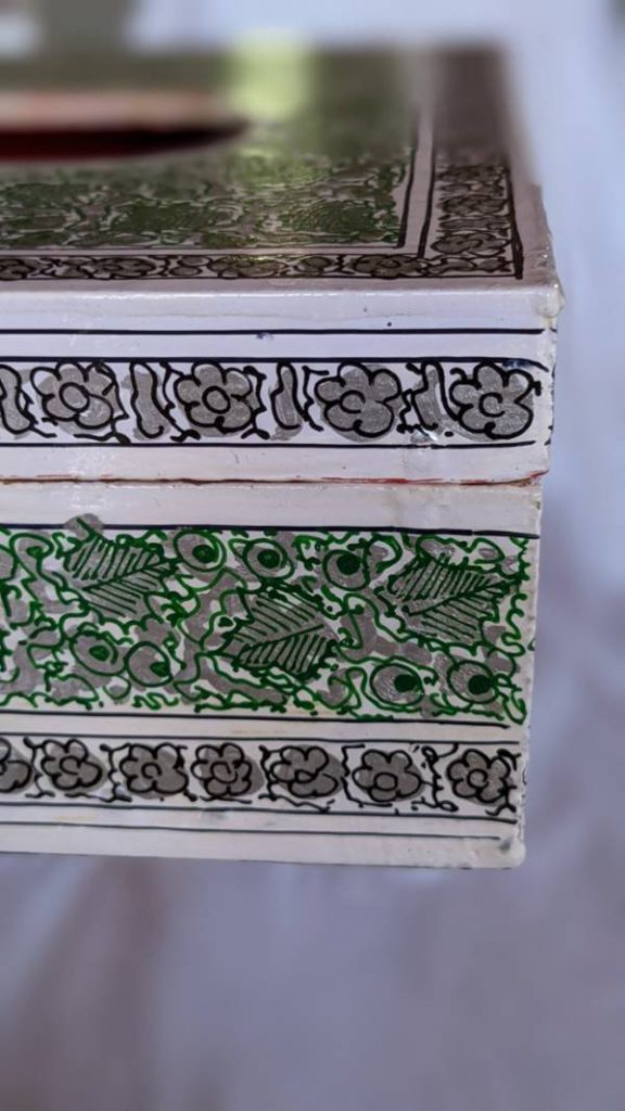 Tissue Box Paper Machie Green 3