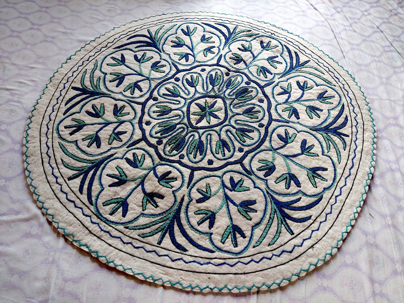 round area rug handmade