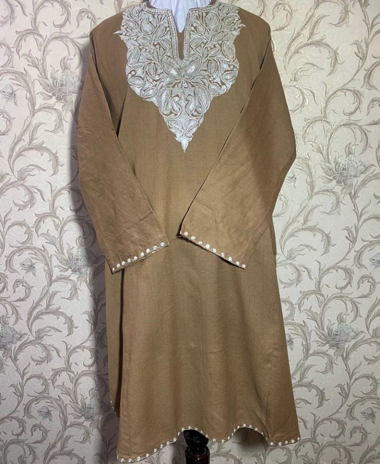 beige color pheran tilla