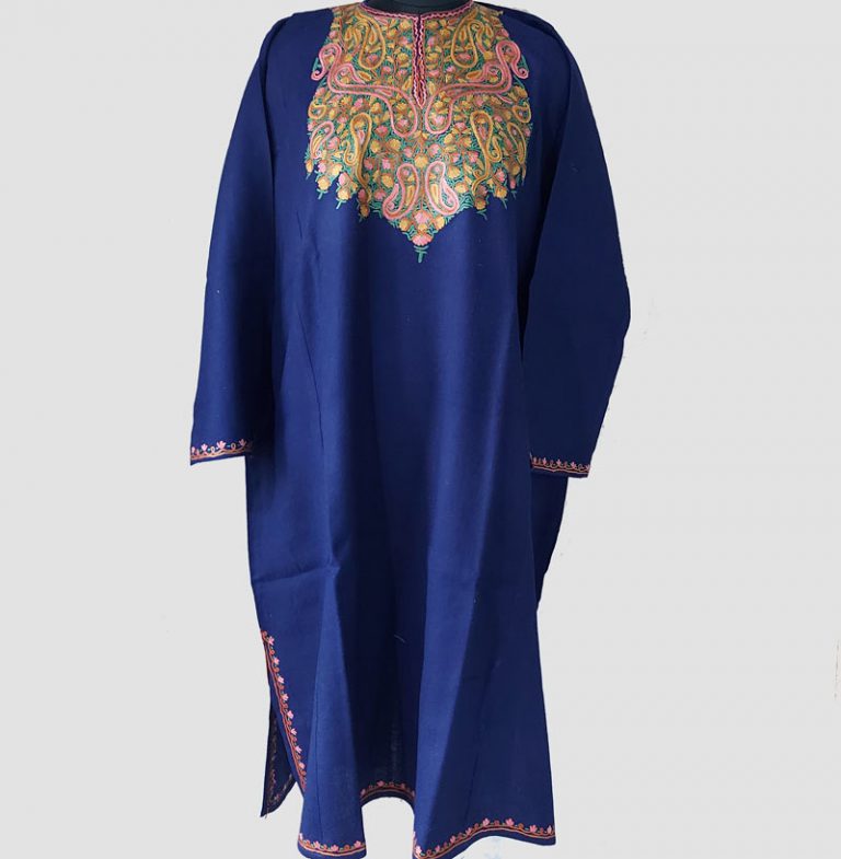 blue phiran aari design