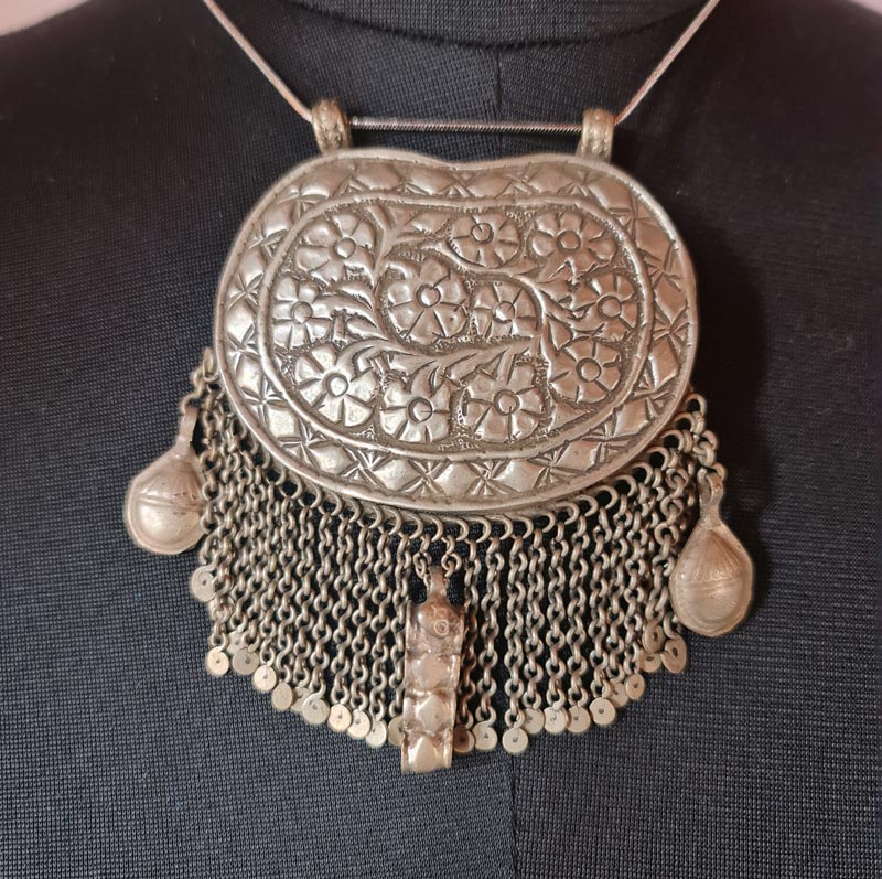 kashmiri tradtional pendant