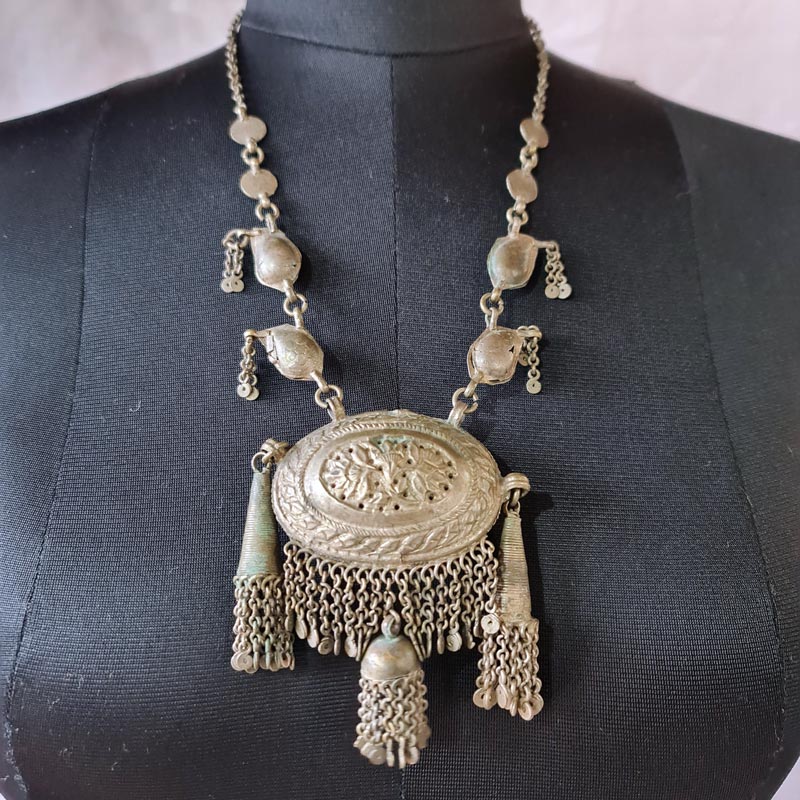 kashmiri vintage necklace