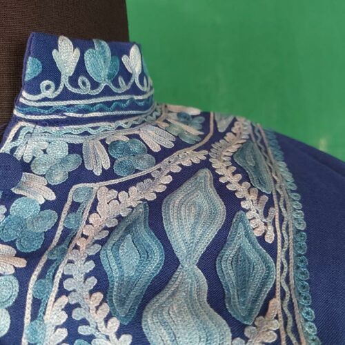 aari work on blue kurta