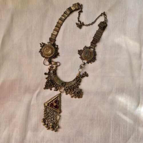 handmade anqtique necklaces 13