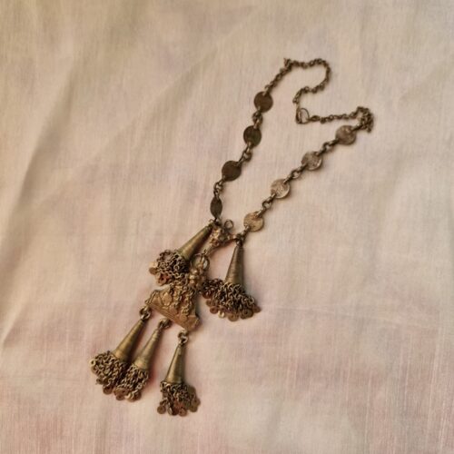handmade anqtique necklaces 7