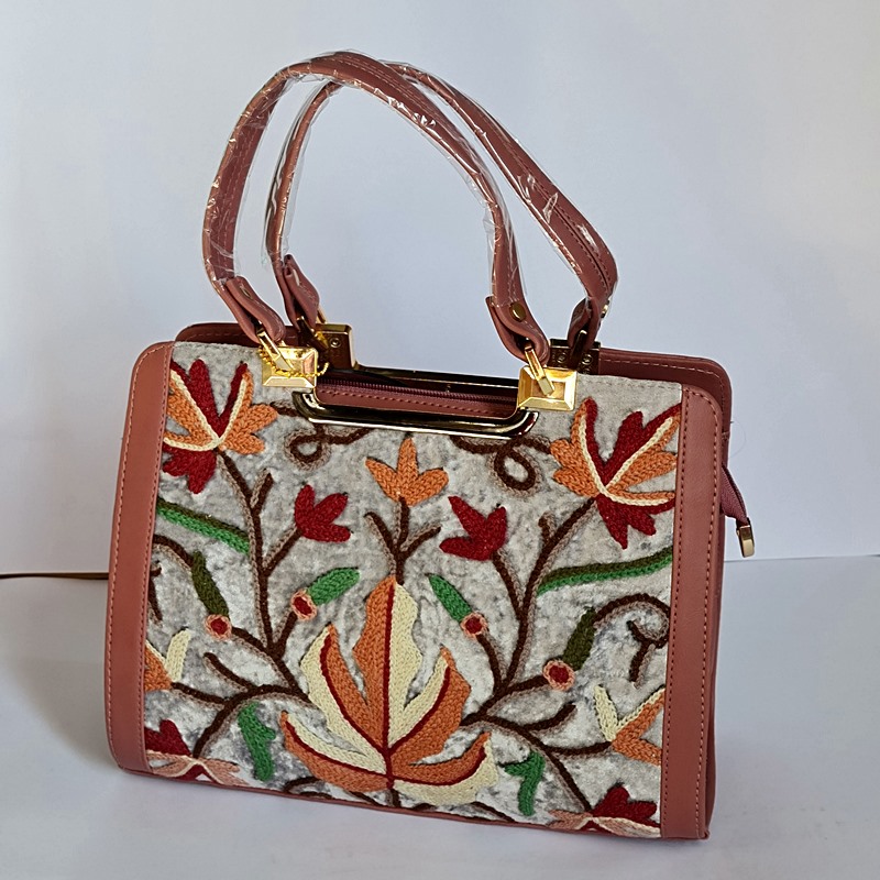 kashmiri crewel bags purses handmade 16