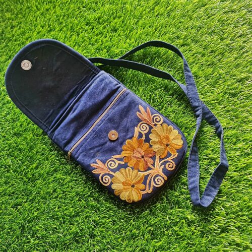 kashmiri embroidery bags online 50