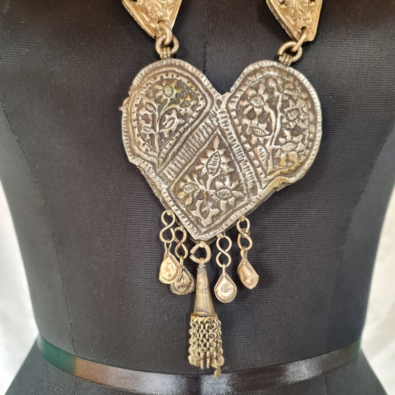 Dil Aram Antique Kashmiri Handmade Kashmiri Necklace - Gyawun