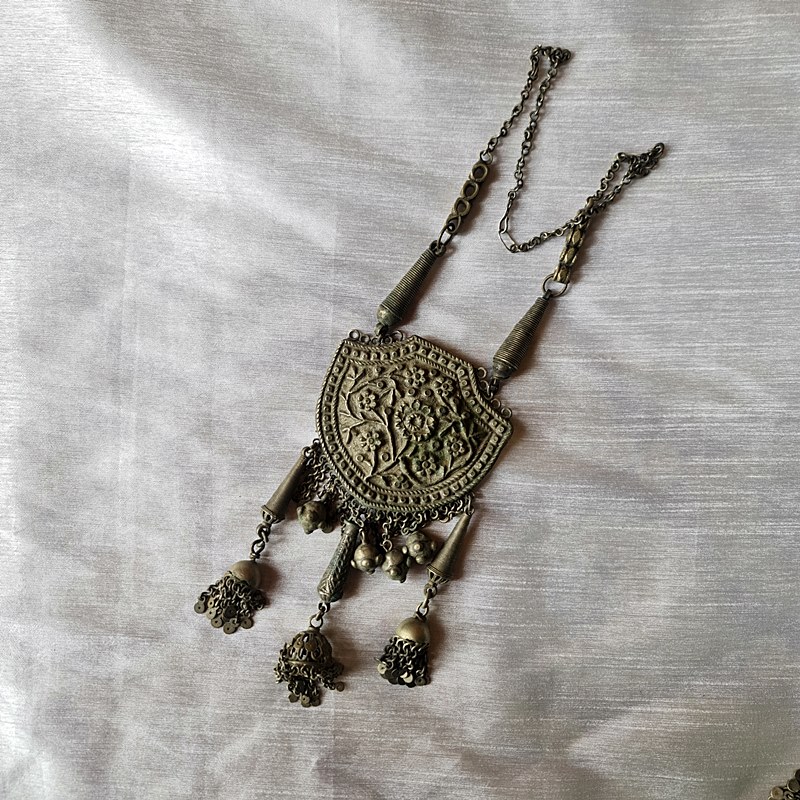 Dildar Antique Kashmiri Handmade Kashmiri Necklace - Gyawun