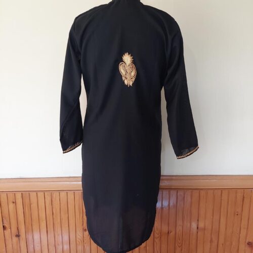 black kurta golden tilla 1