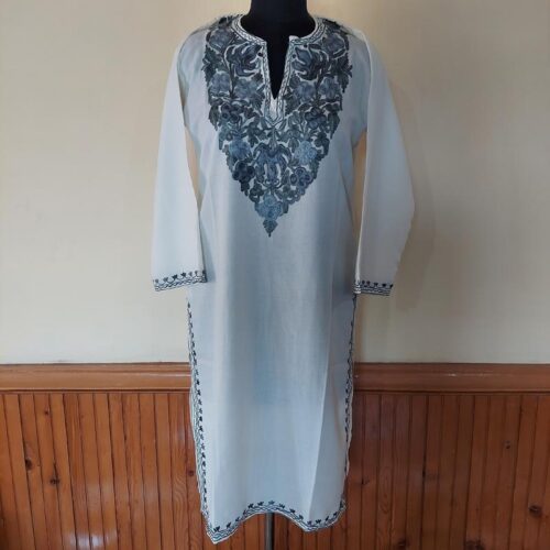 white aari kurta 3