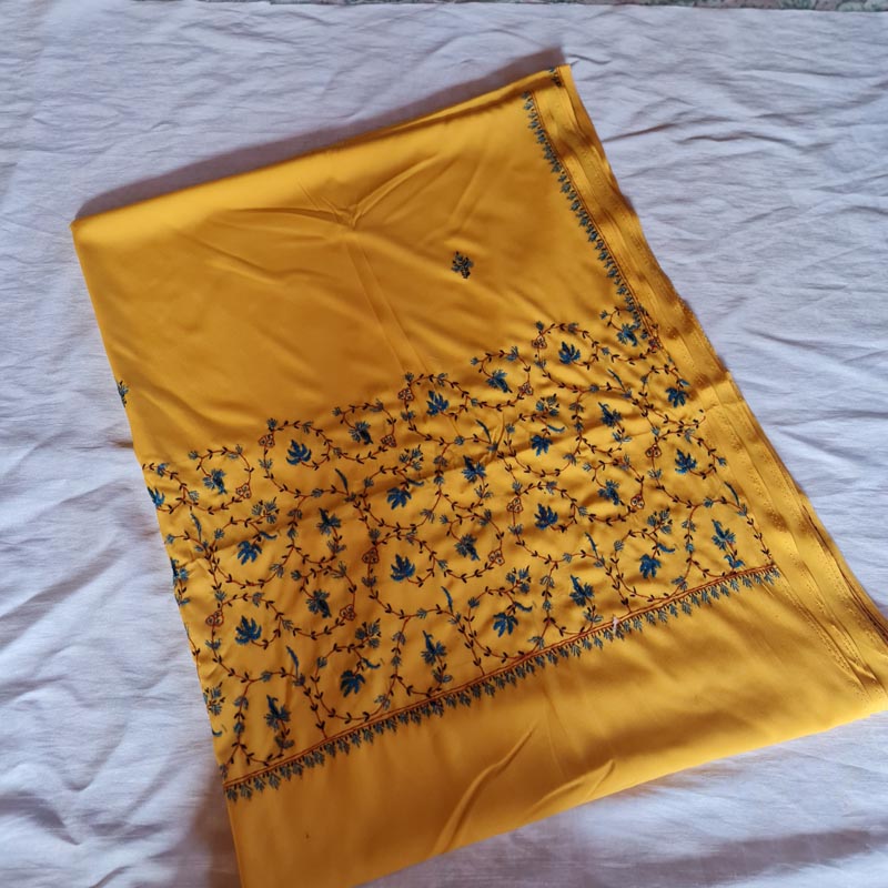 yellow sozni saree 2
