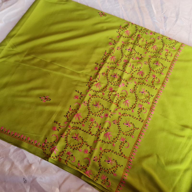 green handwork sozni saree 1