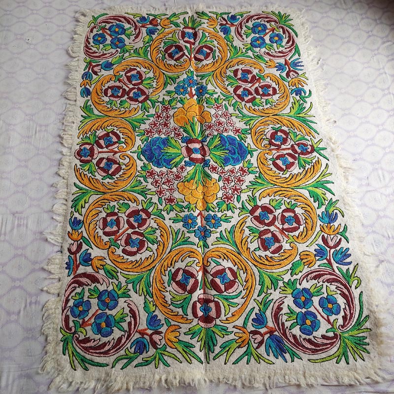 kashmiri handmade boho namda rug colorful 6 feet 2