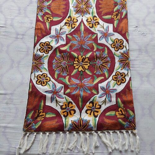 large 6 feet table runner 7