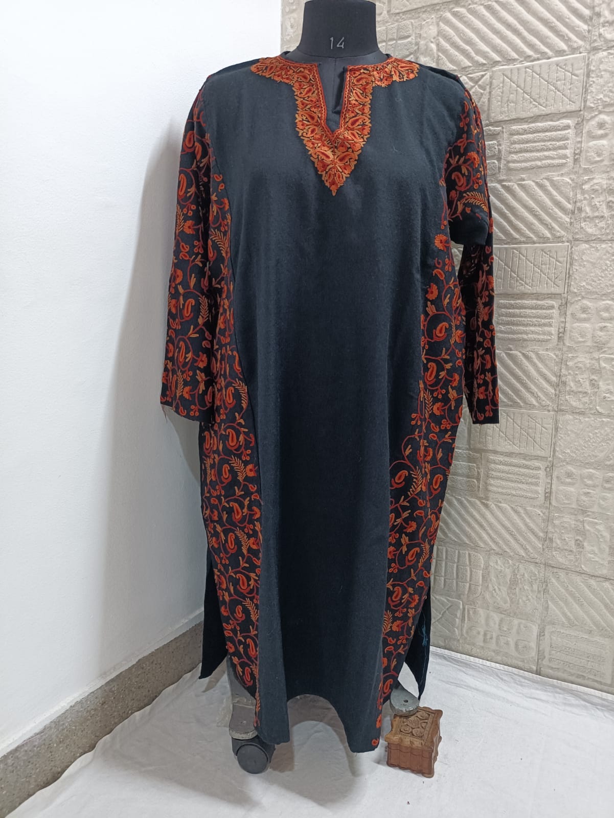 Black Pure Raffal Pheran With Red Hand Aari Embroidery - Gyawun