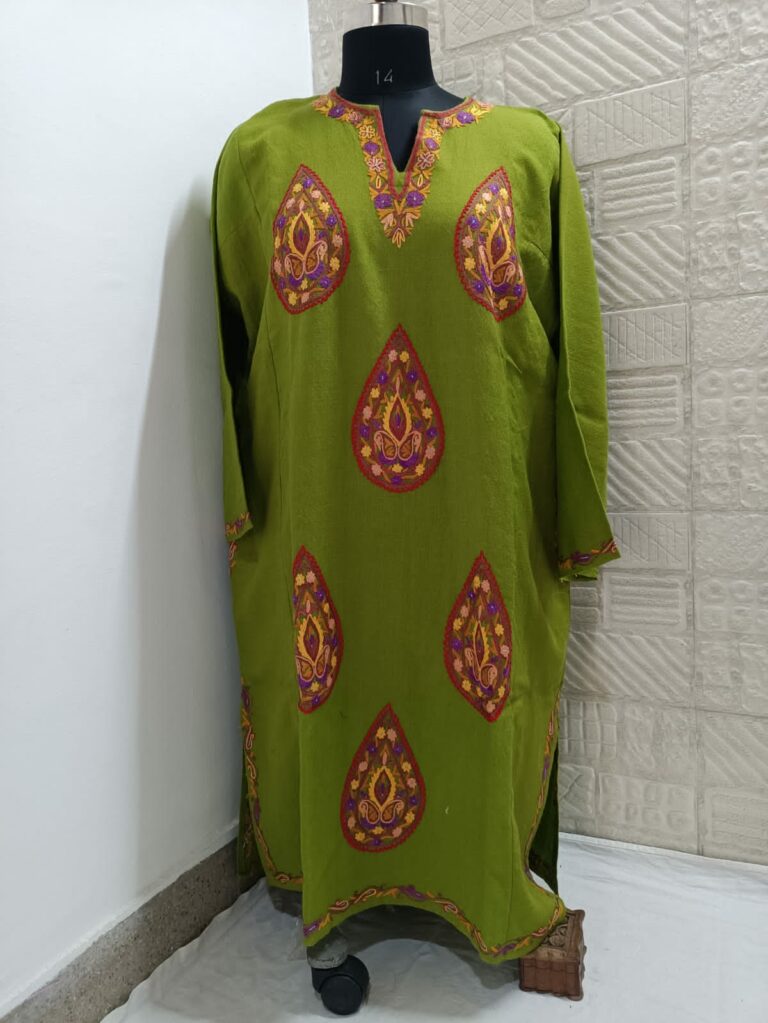 green pure raffal pheran with hand aari embroidery 2