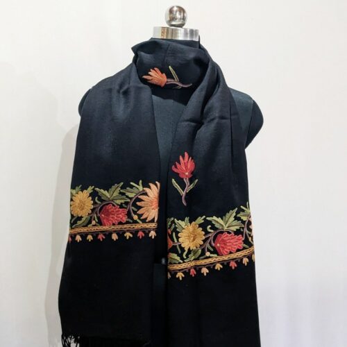 Kashmiri Warm Stole Dec22 05