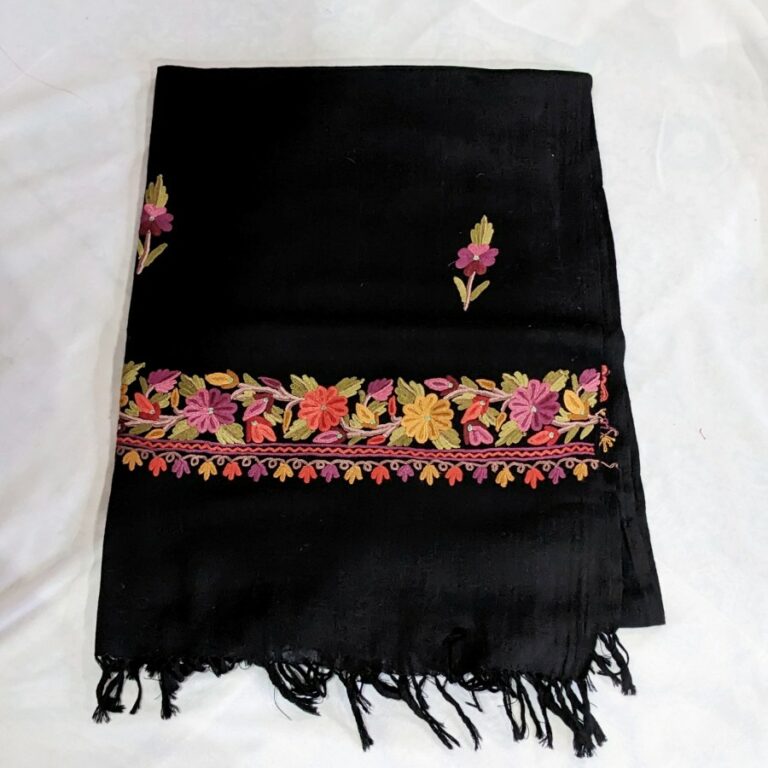 Kashmiri Warm Stole Dec22 07