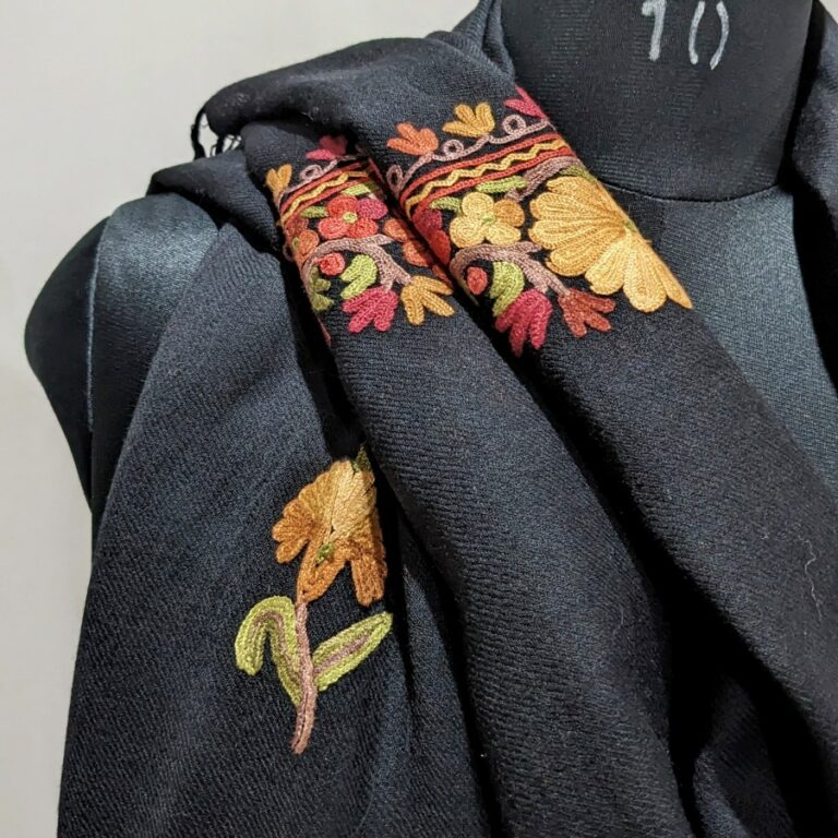 Kashmiri Warm Stole Dec22 12