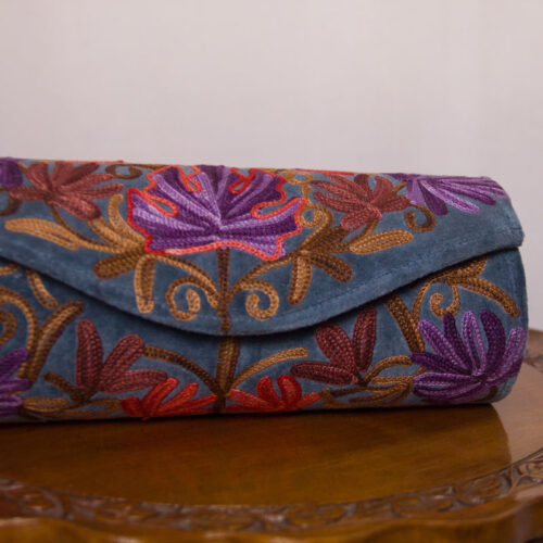 aari clutch kashmir velvet 2