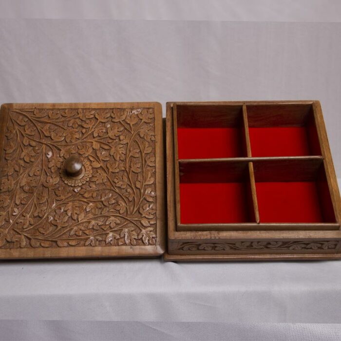 kashmiri dry fruit box