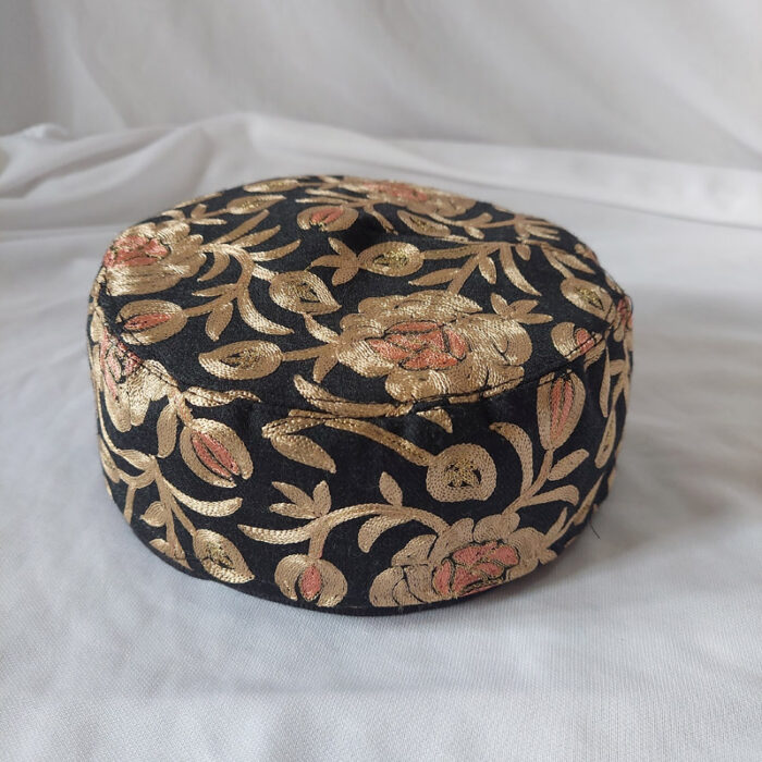 black wedding cap 1