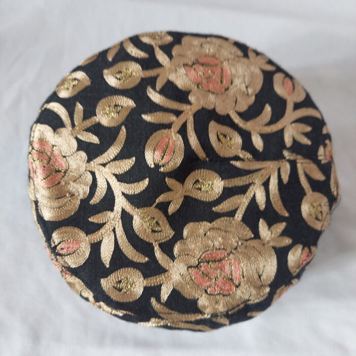 black wedding cap 2