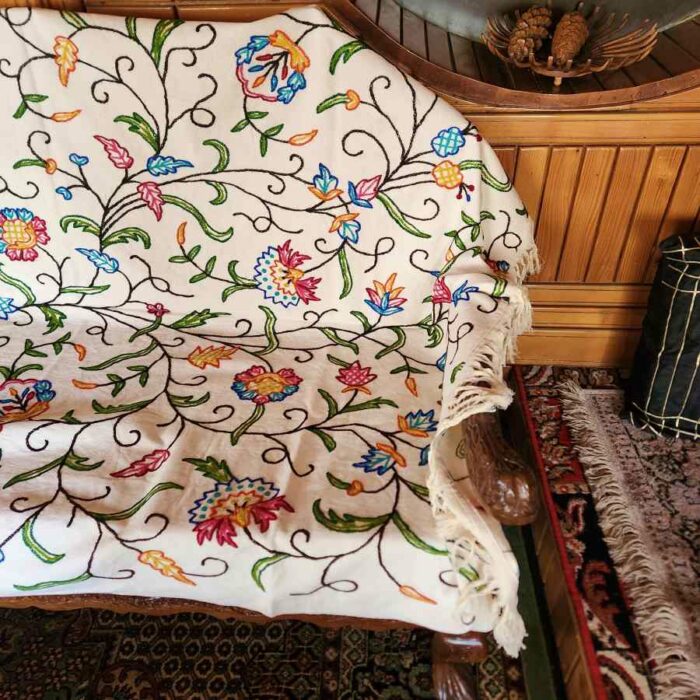 Kashmiri Crewel Sofa throw cover20230331 14 1