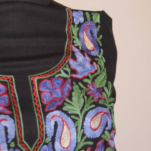 kashmiri summer unstitched embroidery suit online gyawun kashmir box tulpalav matamaal 26