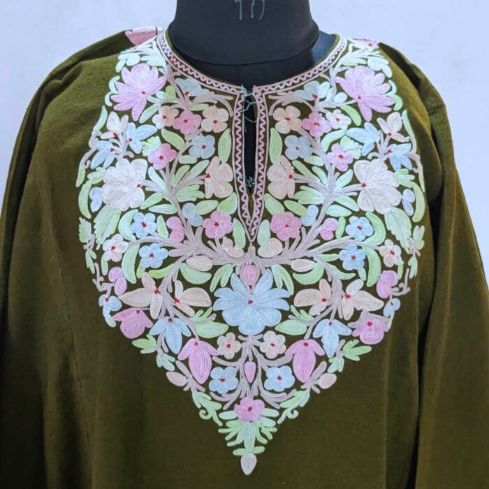 Kashmiri pheran dress female 20231126 09