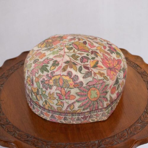 kashmiri nimaz topi srinagar