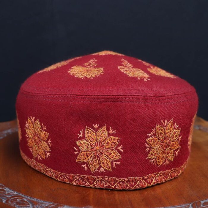 maroon pashmina sozni cap omar farooq abdullah topi