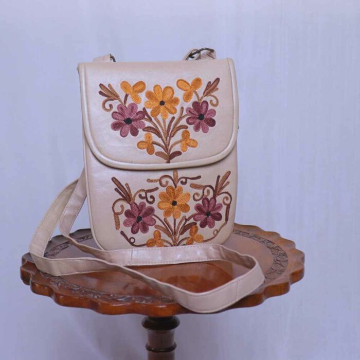 Kashmiri bags ari 20231019 25