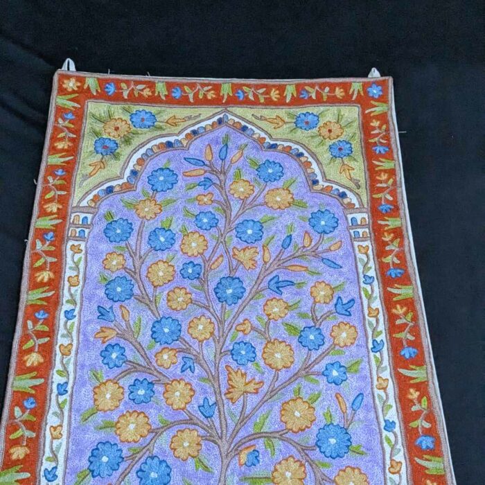 Kashmiri carpet rugs chainstitch20231029 10